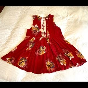 Size Small Free People Tunic, red floral